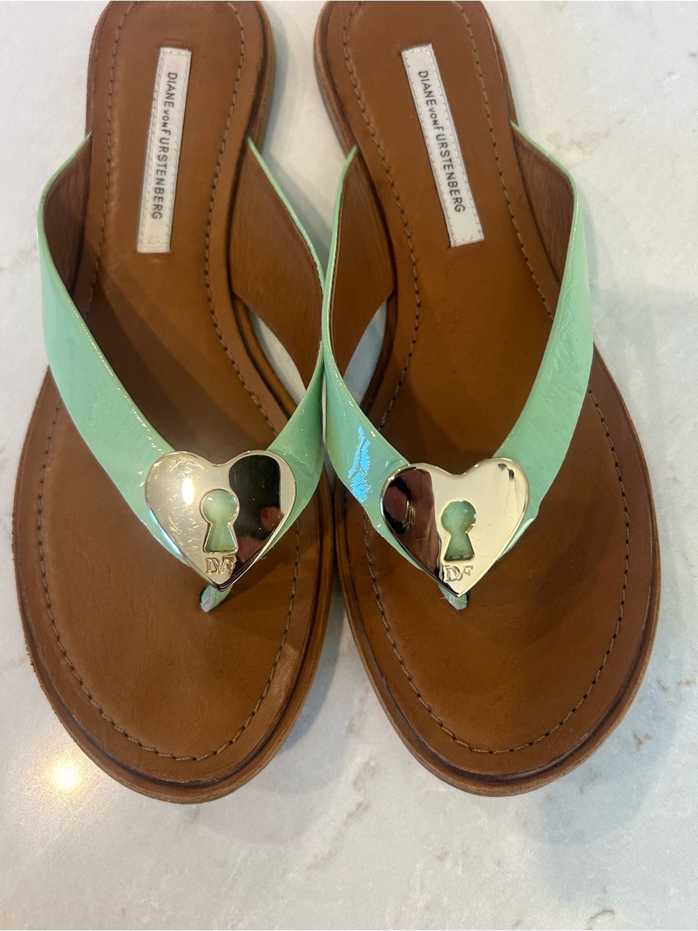 Diane Von Furstenberg Mint Patent Leather Thong Sandals with Heart Accent - Picture 4 of 10